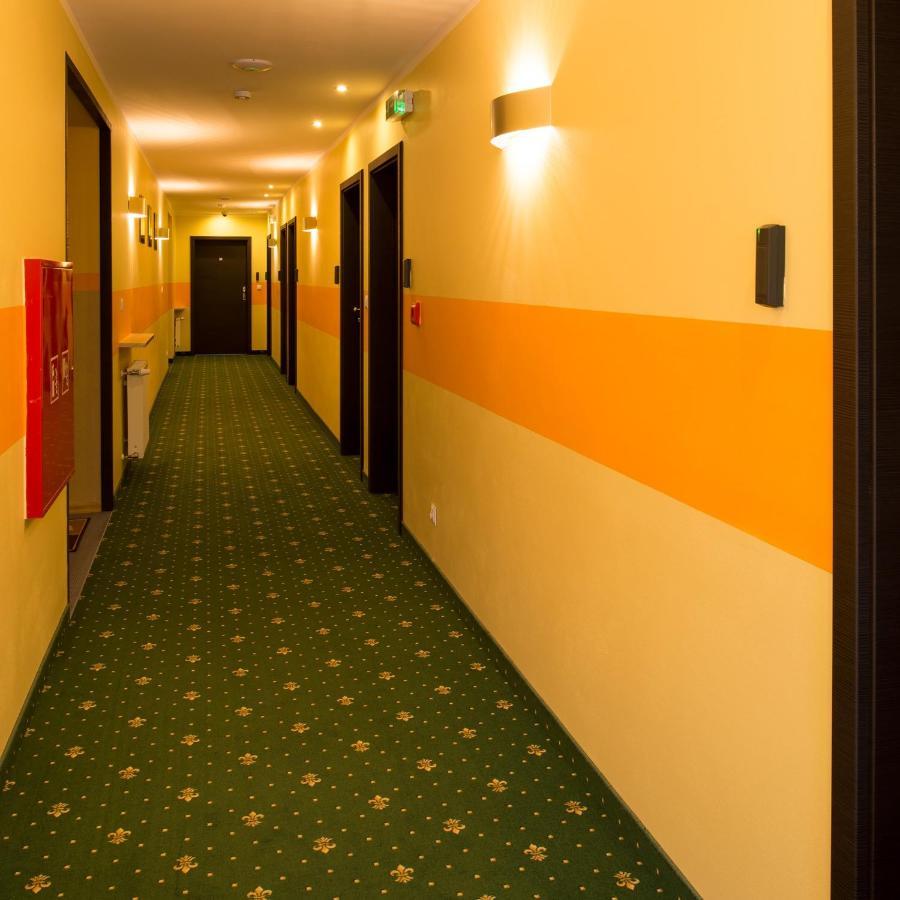 Motel Lesta Lachowka Duza Eksteriør bilde